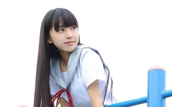 草莓榴莲向日葵18岁深夜释放